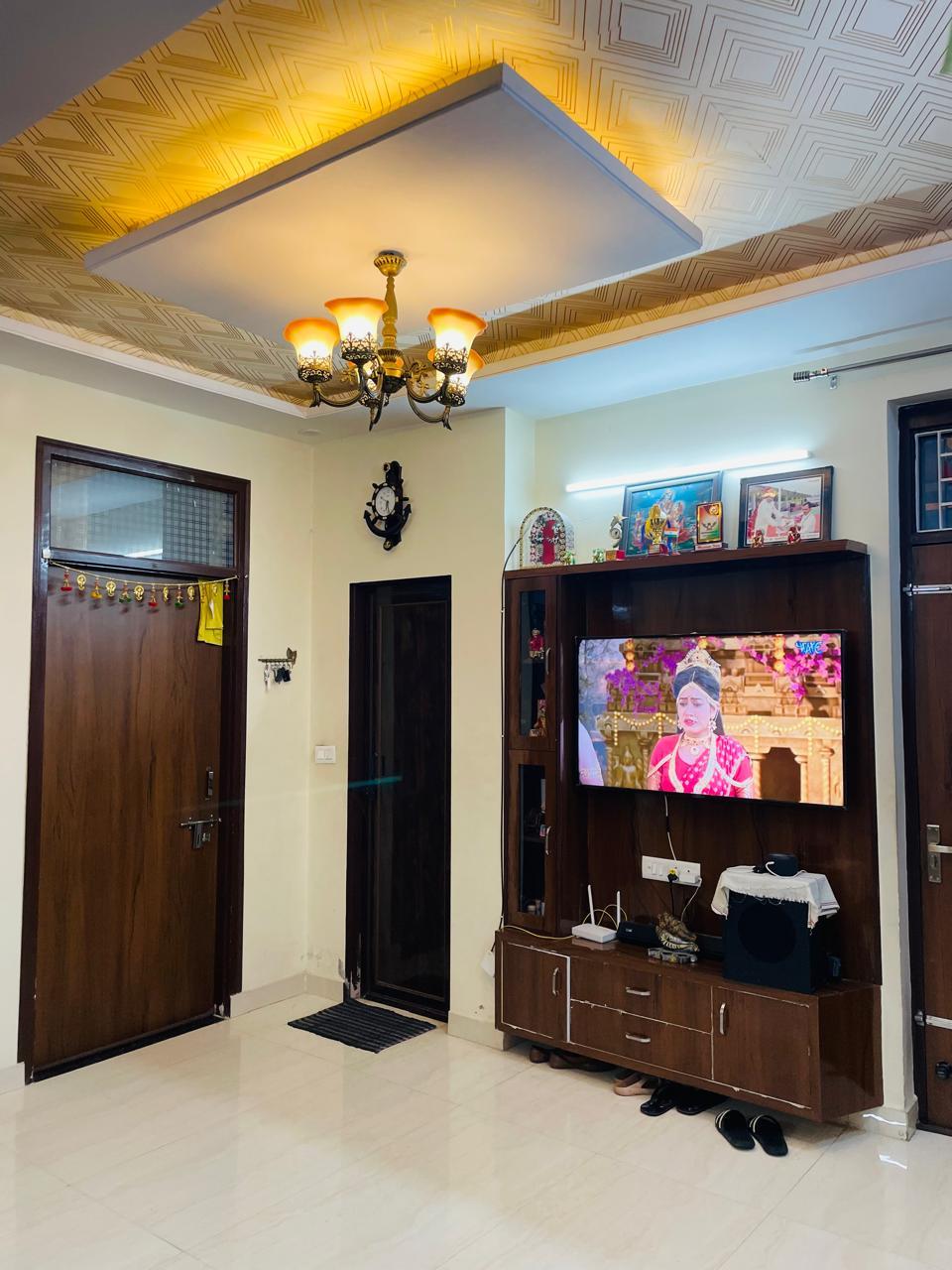 3BHK Fully Furnished Flat for Rent – Prime Location