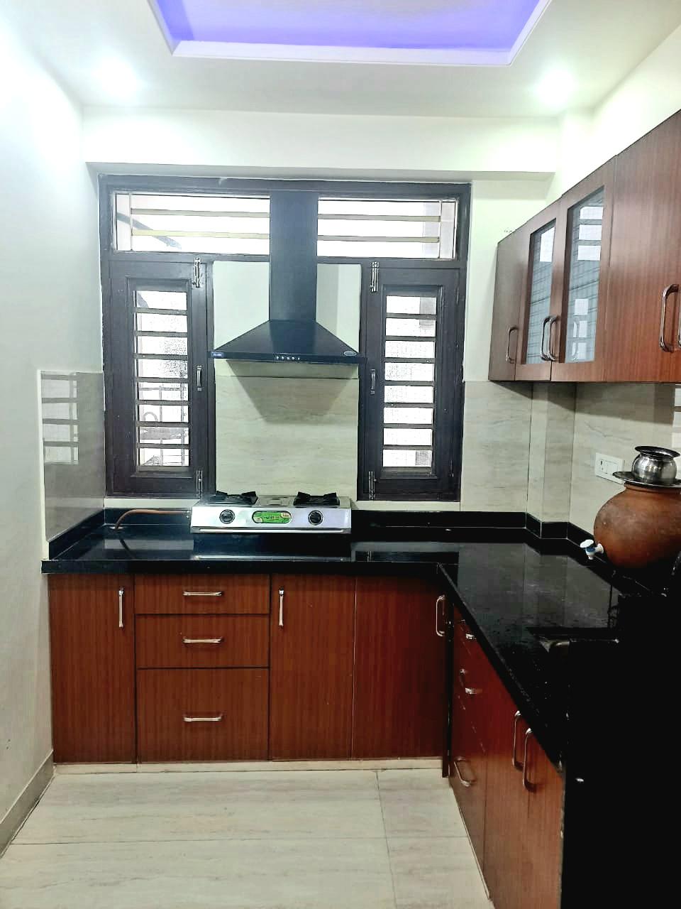 Fully Furnished 2 BHK Independent Flat for Rent in Mahaveer Nagar, Mansarovar
