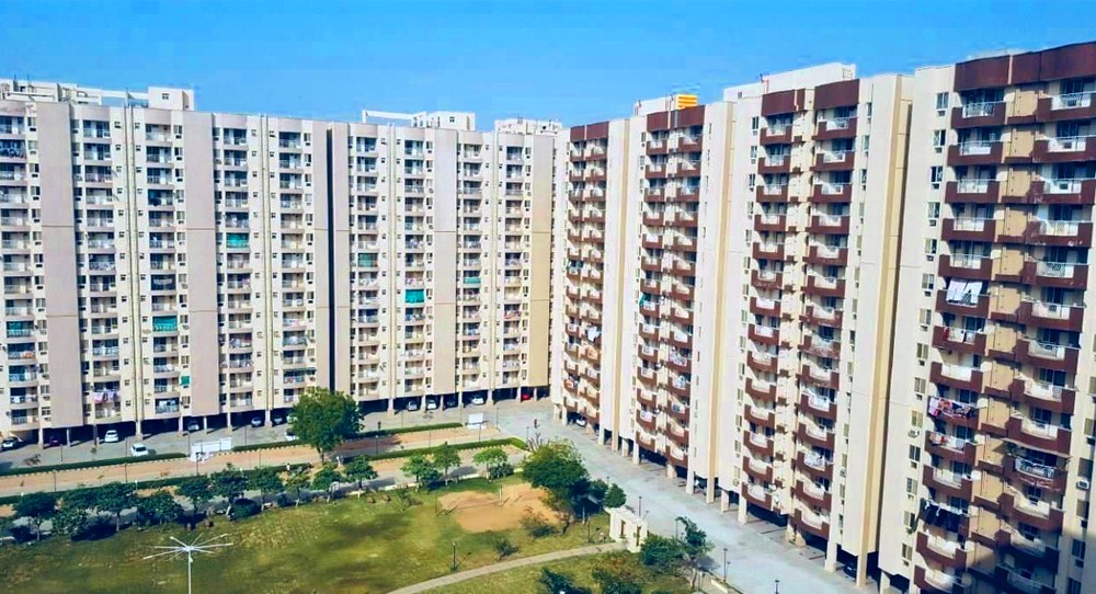 Apna Ghar Shalimar