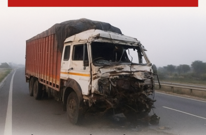 आगरा-लखनऊ एक्सप्रेसवे पर भीषण हादसा, 3 लोगों की दर्दनाक मौत