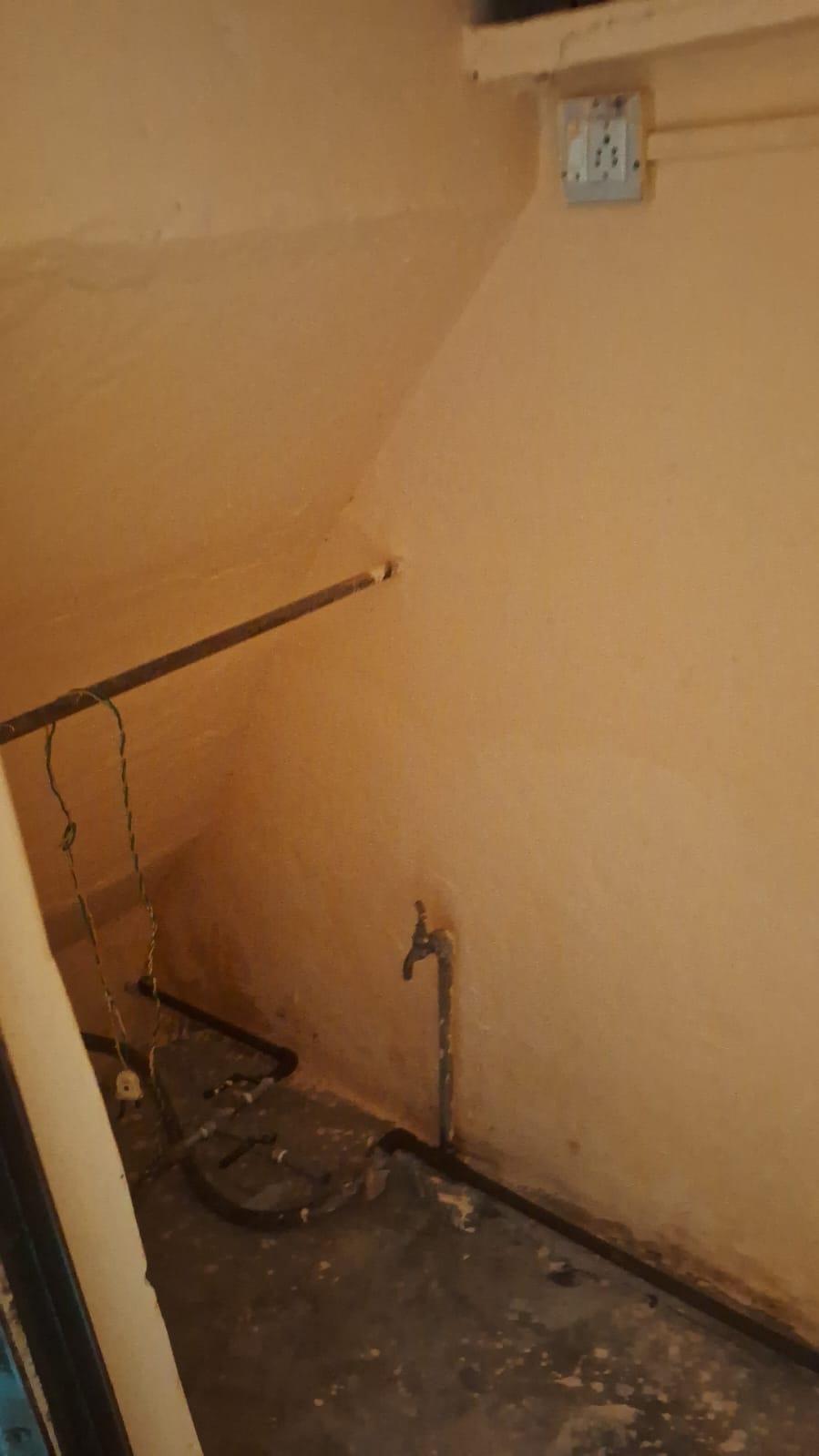 House for Rent in Kala Kua Housing Board Alwar | Park Face | 2.5 Room | 1st Floor | 1 Letbath | Govt Worker/Family Only | KeyMyHome