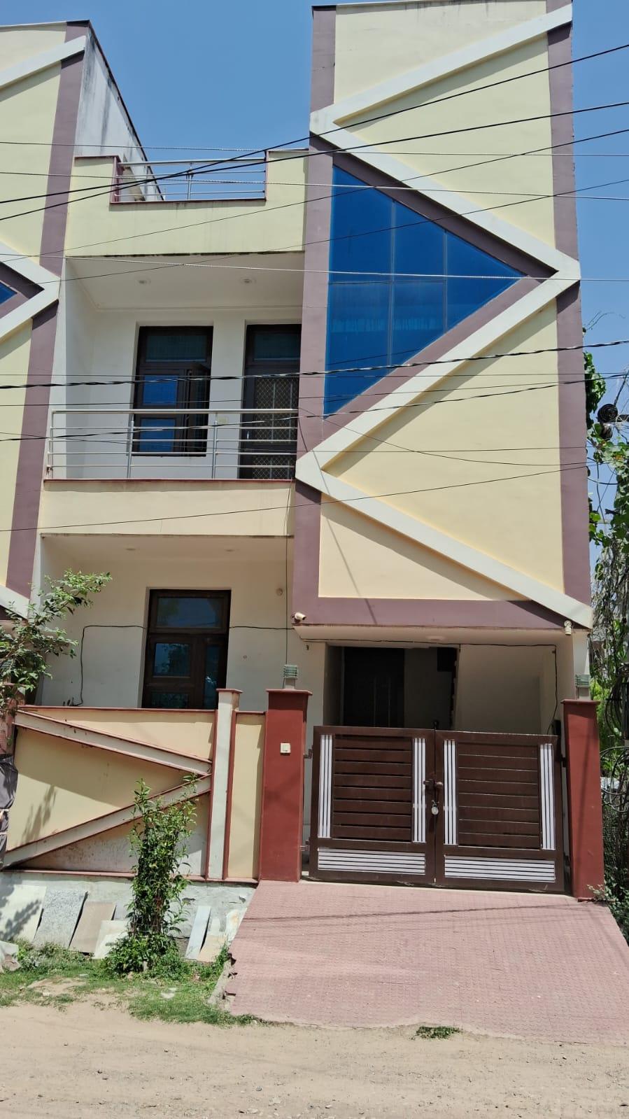 Apartment for Sale in Tanwar Colony, Near Lal Diggi Alwar | 20×45 ft | Residential Purpose | KeyMyHome